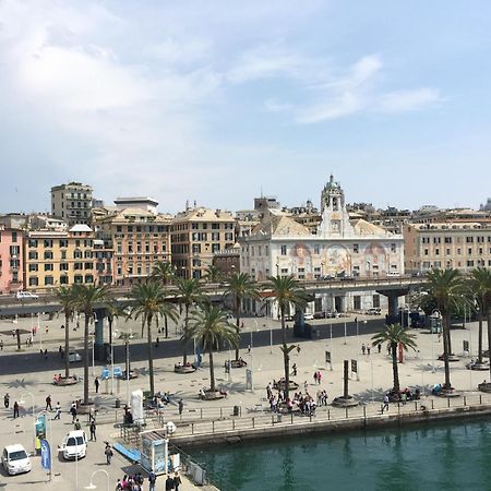 Wow Home 2 - 175 Mq - Posteggio Privato - Davanti Porto Traghetti - Fino A 10 Posti Letto - Balcone Genova Eksteriør bilde