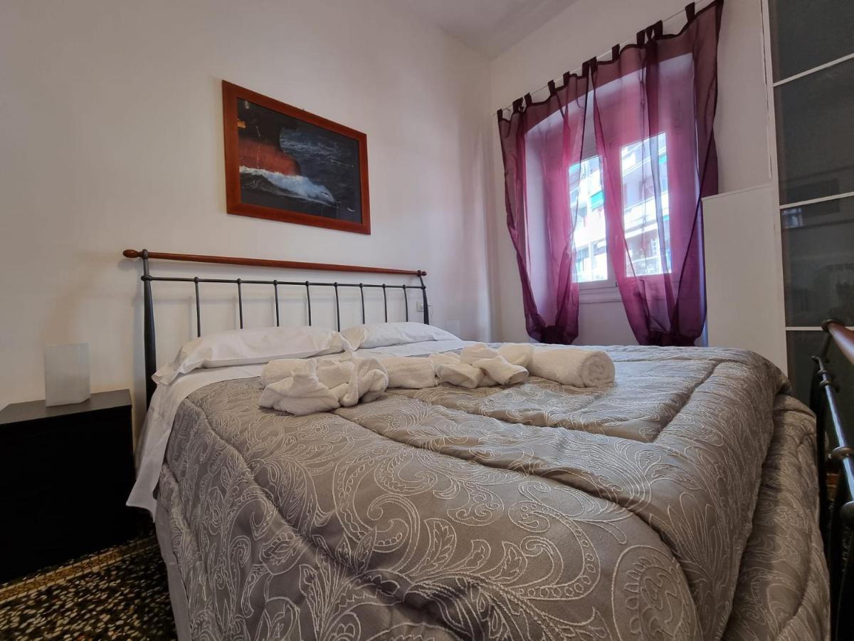 Wow Home 2 - 175 Mq - Posteggio Privato - Davanti Porto Traghetti - Fino A 10 Posti Letto - Balcone Genova Eksteriør bilde